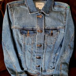 OLD NAVY JEAN JACKET 
