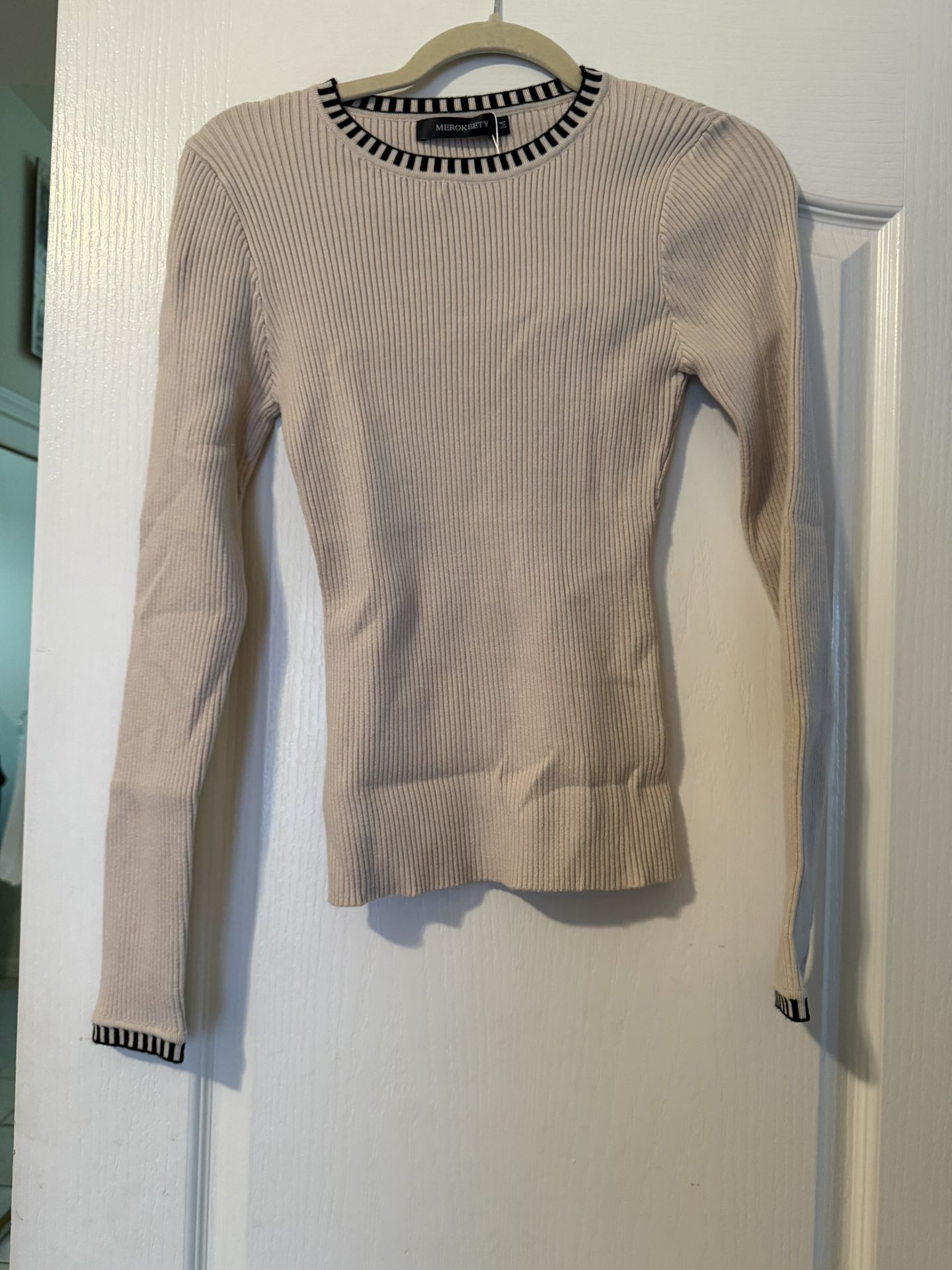 Amazon Shirt/sweater