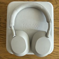  (Like New) Sony WH-1000XM5 Wireless Noise Canceling Headphones - Silver