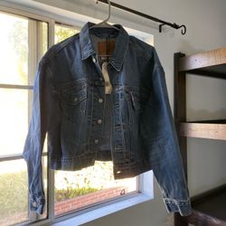 Levi’s Premium Heritage Trucker Jacket. Female Size Medium. Brand New, Never Worn