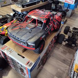 ARRMA Mojave BLX 6s brushless electric RC truck including remote controller.. brand new in a box May special deal 2026 only $599 plus tax