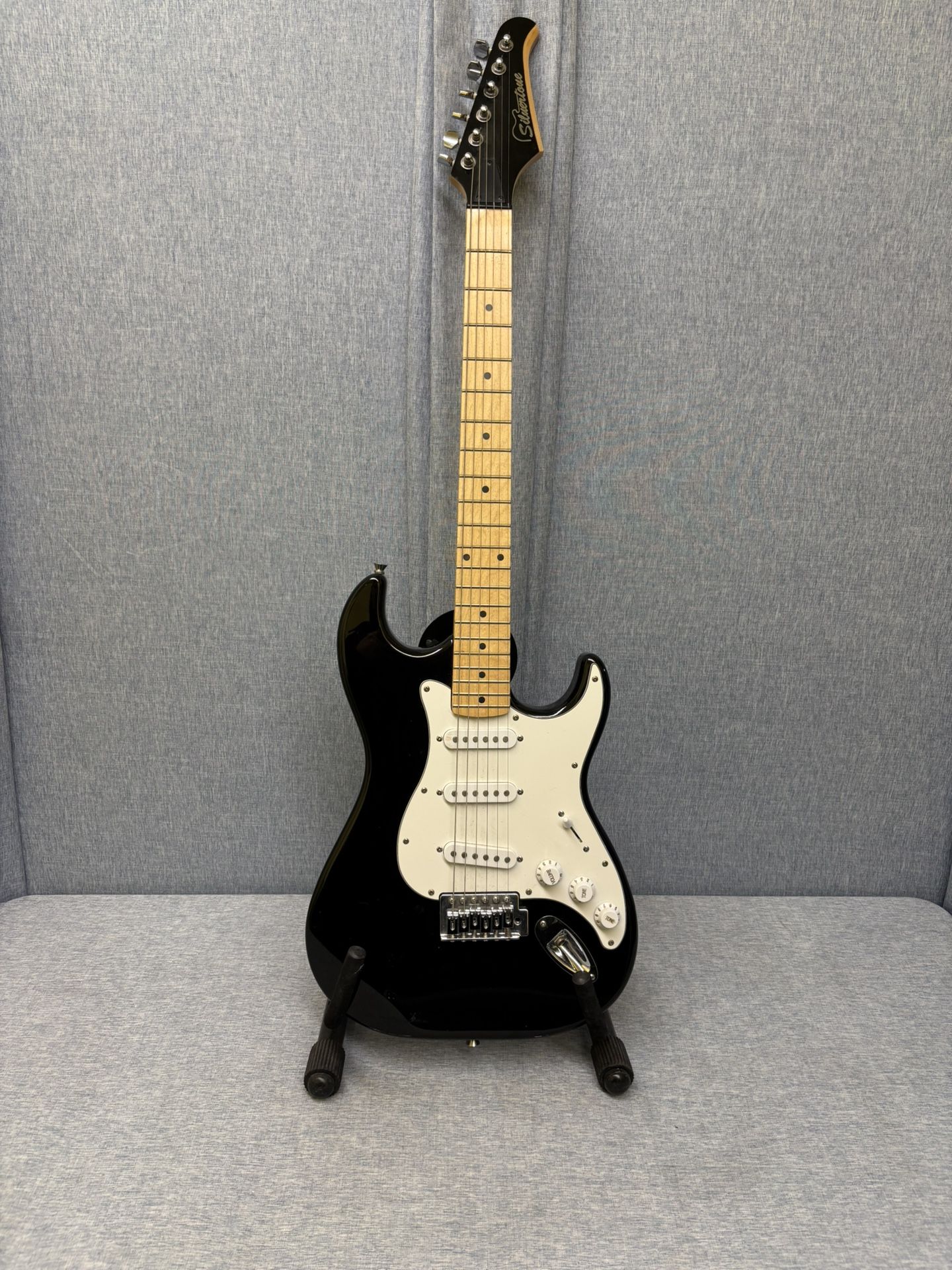 Silvertone Electric Guitar