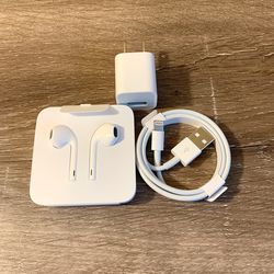 *** BRAND NEW** AUTHENTIC Apple Accessories **