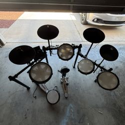 Alesis Max Electronic Drum Kit