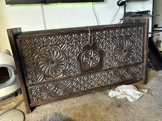 Handcarved Damachya Chest
