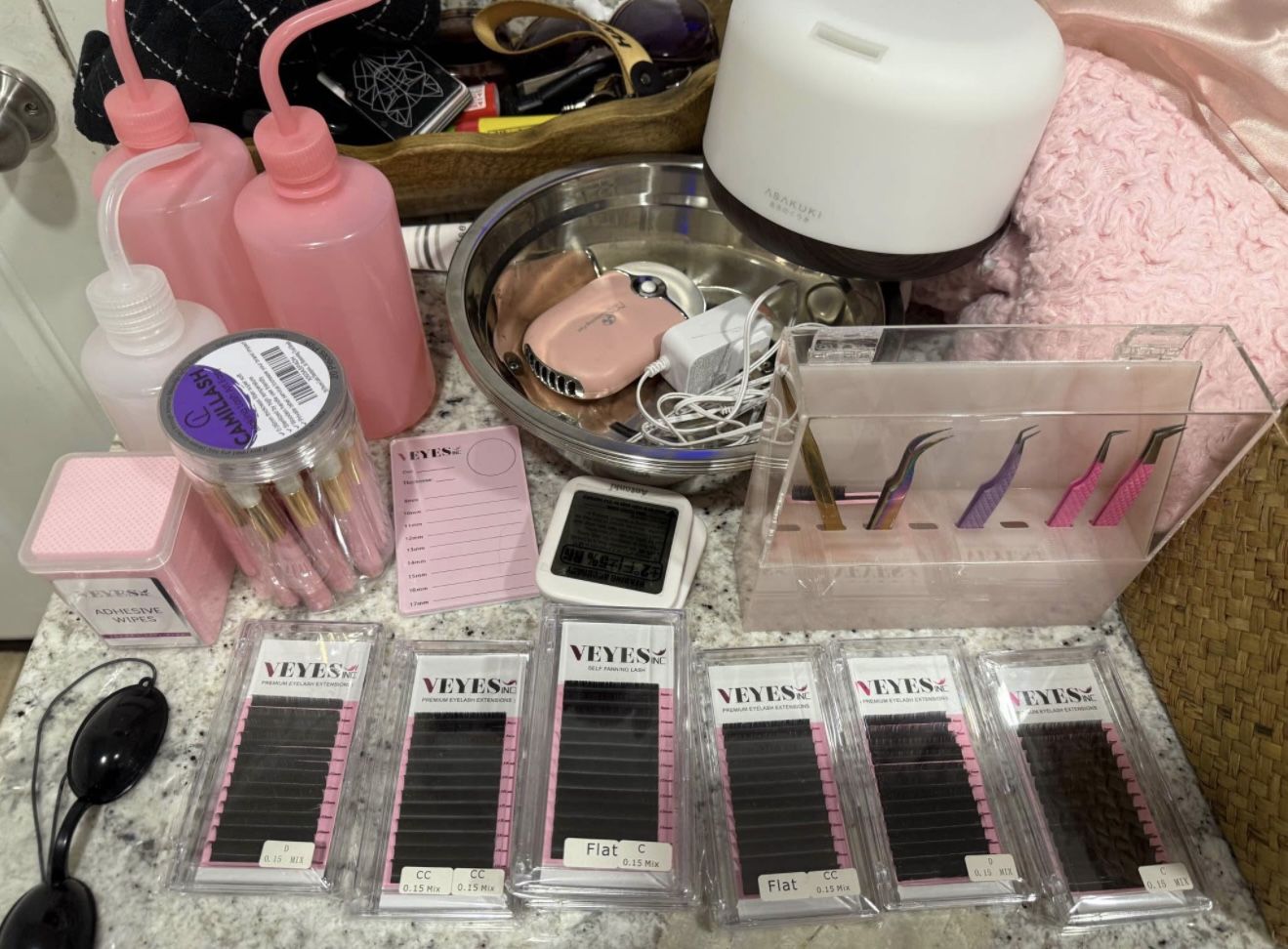 HUGE LASH TECH LOT