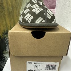 Ugg Woman’s Original Size 7 