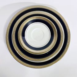 Legendary By Noritake Crestwood Cobalt Platinum Single Set for
