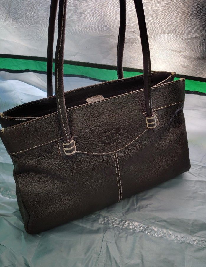 2025 Tod's Purse. ( Shoulder Bag )