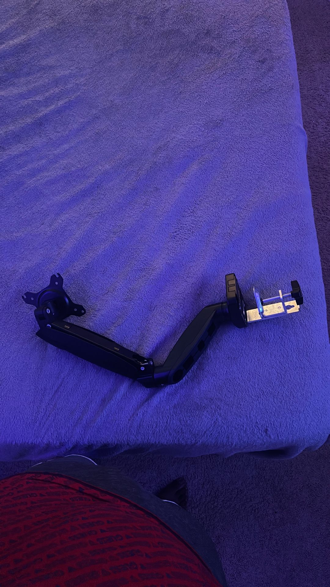 Single Monitor Arm