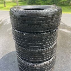 Adventuro GT Radial 255/55/20 Tire Set (4)