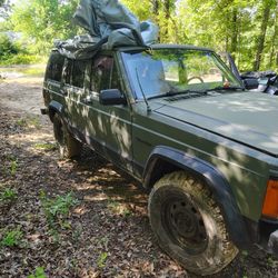 1985 Jeep Cherokee