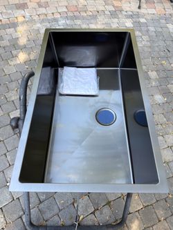 Black Kitchen Sink *NEW*