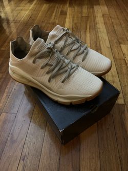Curry 4 Low Tan Basketball Shoes 