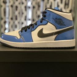 Air Jordan 1 Mid