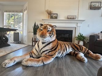 8 ft giant plush - new