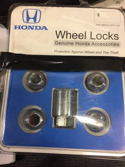 Honda wheel lock lug nut set