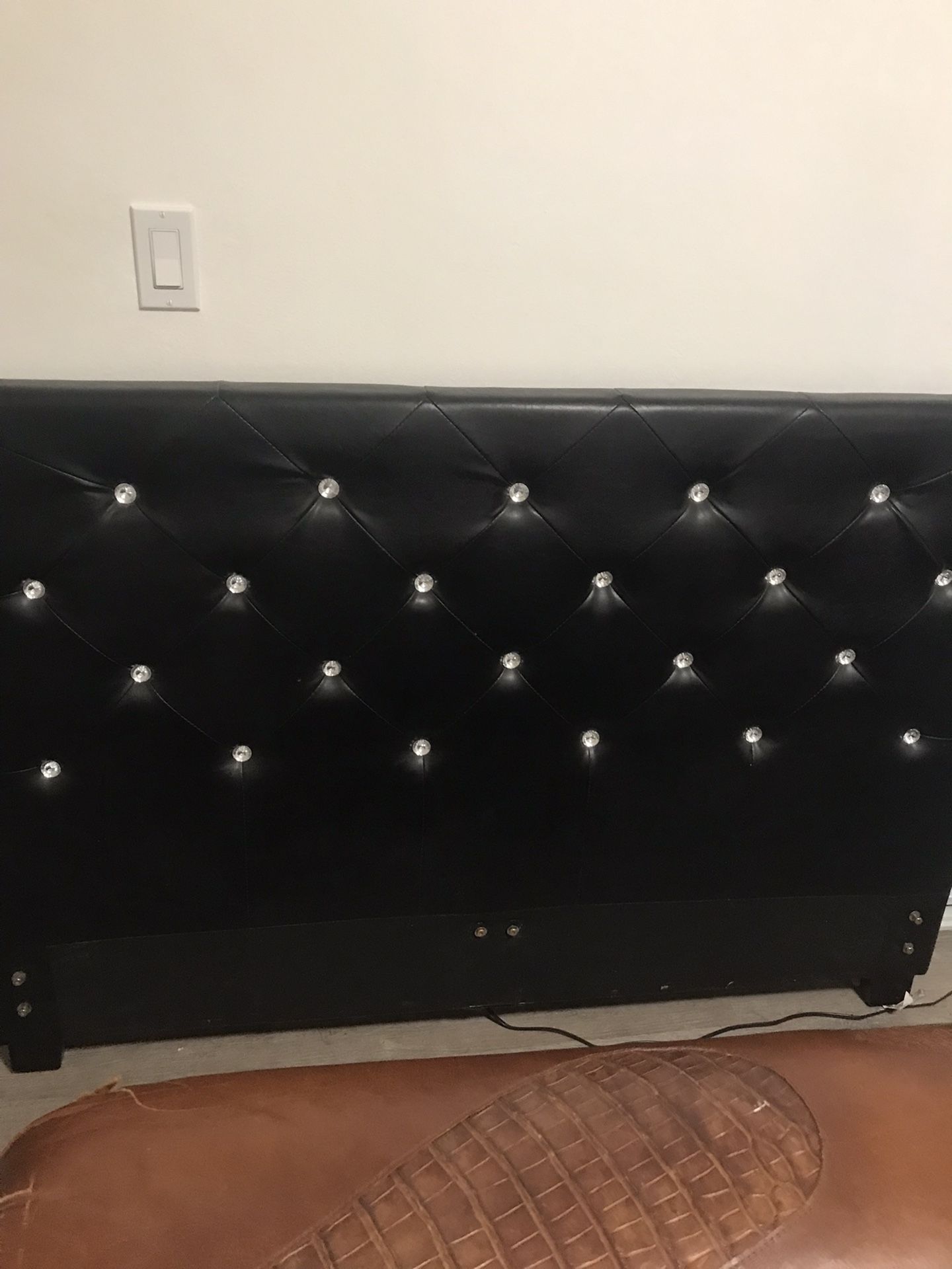 Full Size Headboard With Rhinestones for Sale in Hollywood, FL OfferUp