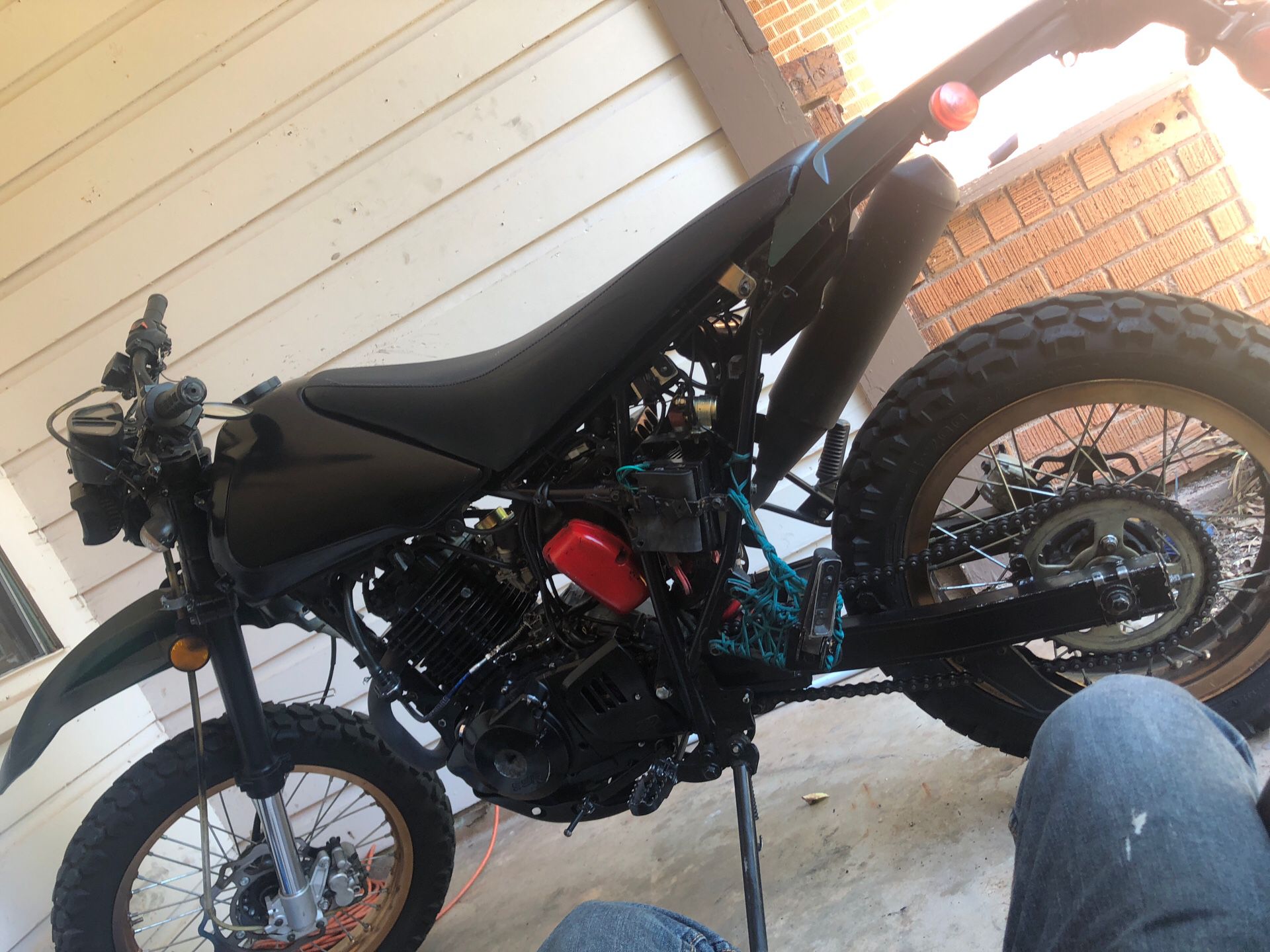 Photo 2014 Xf250cc ssr enduro title in hand. Is street legal. Serious buyers only. This is a badass bike my husband is just ready for bigger bike now