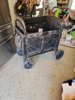W4 Luxe Stroller Wagon