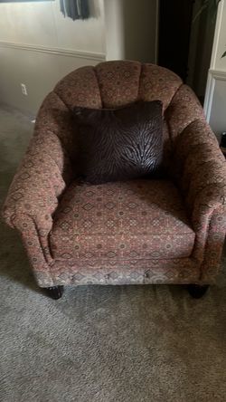 Pair of Vintage Upholstered Accent Chair with Floral Pattern