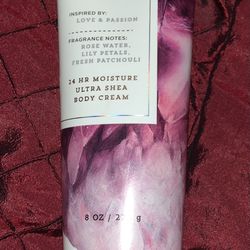 Bath And Body Works Rose Quartz 