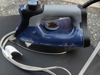 Rowenta Ultimate 1750W Steam Iron - Made in
