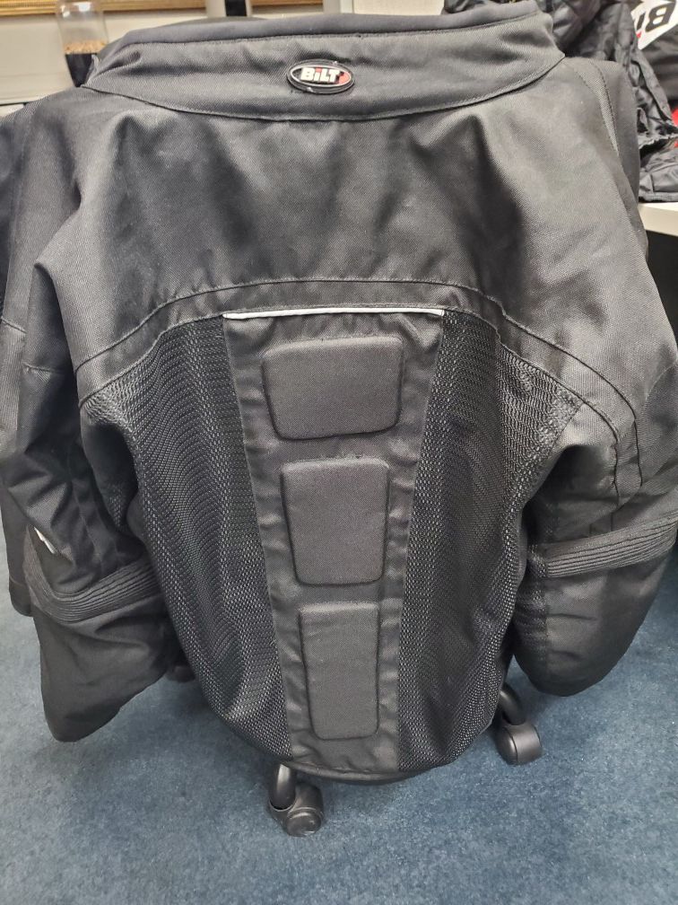 Bilt BLM 9 Motorcycle Jacket with Removable Vest. Size XL