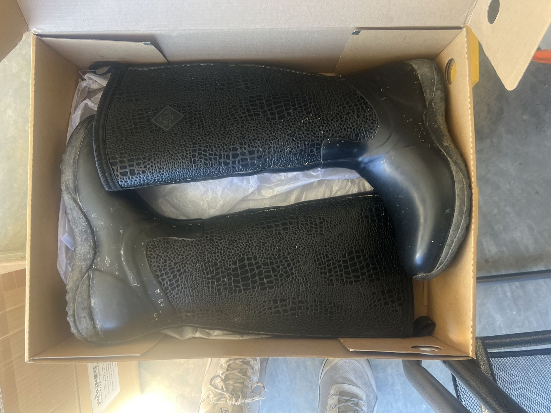 Muck Women’s Artic Adventure Croc Print Boots