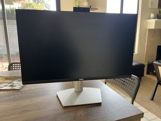24 Inch Monitor Type C & Camera