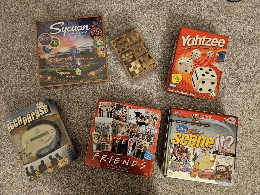 Sycuan Casino The Board Game Wooden Cube  Puzzles Yahtzee Catch Phrase FRIENDS Trivia Scene It Disney 2nd Edition Family Party Get-together Fun
