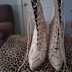 Women Stiletto Heel Boots