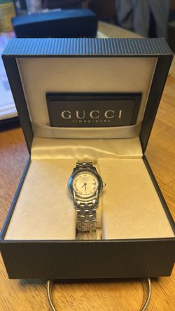 Ladies Gucci watch