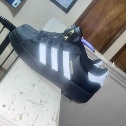 Adidas Superstars !