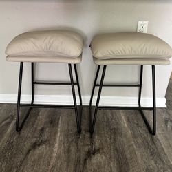 Leather Bar Stools with Soft Cushion 25.6 Inches Cappuccino Beige