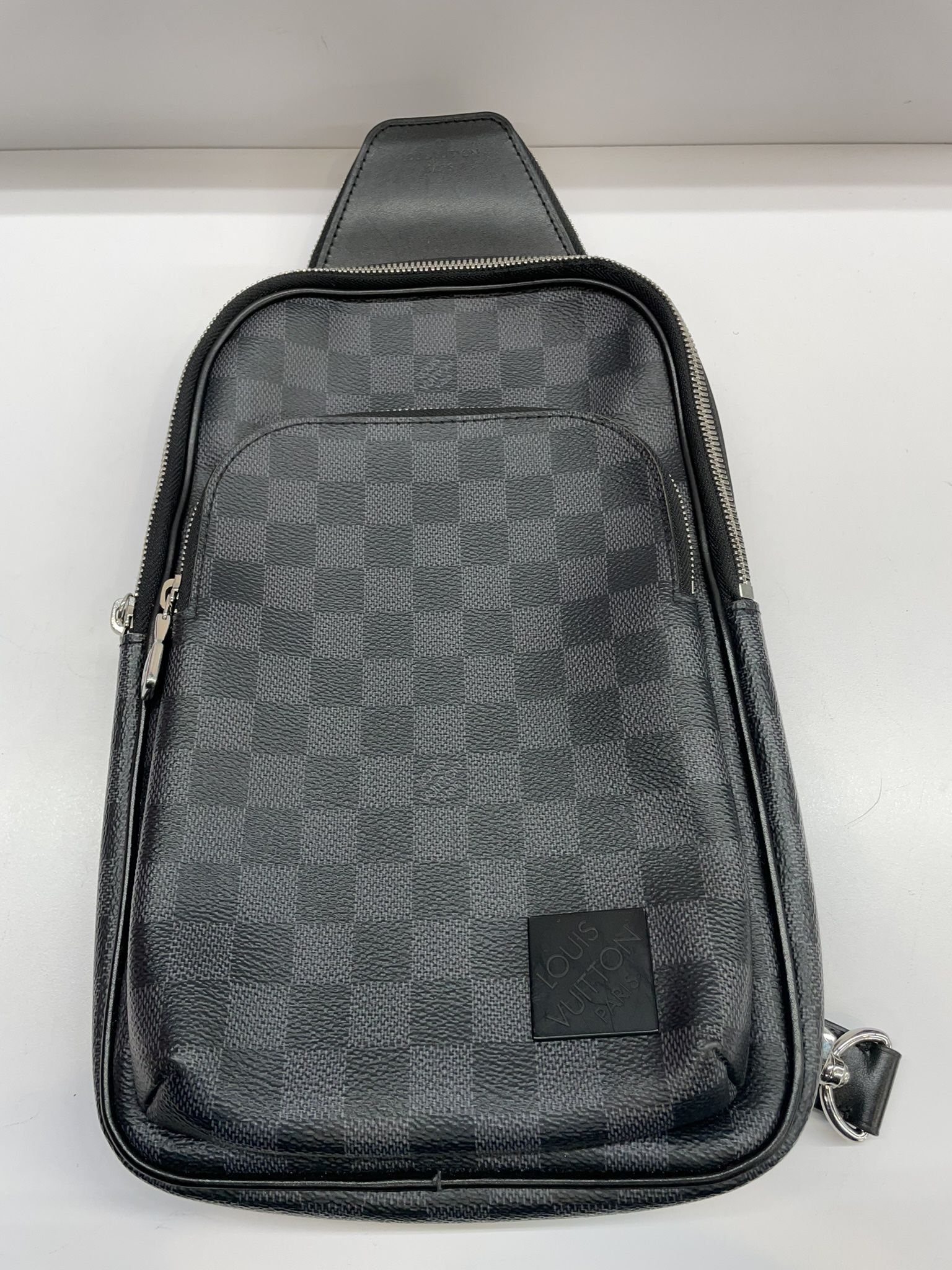 Louis Vuitton Messenger Bag