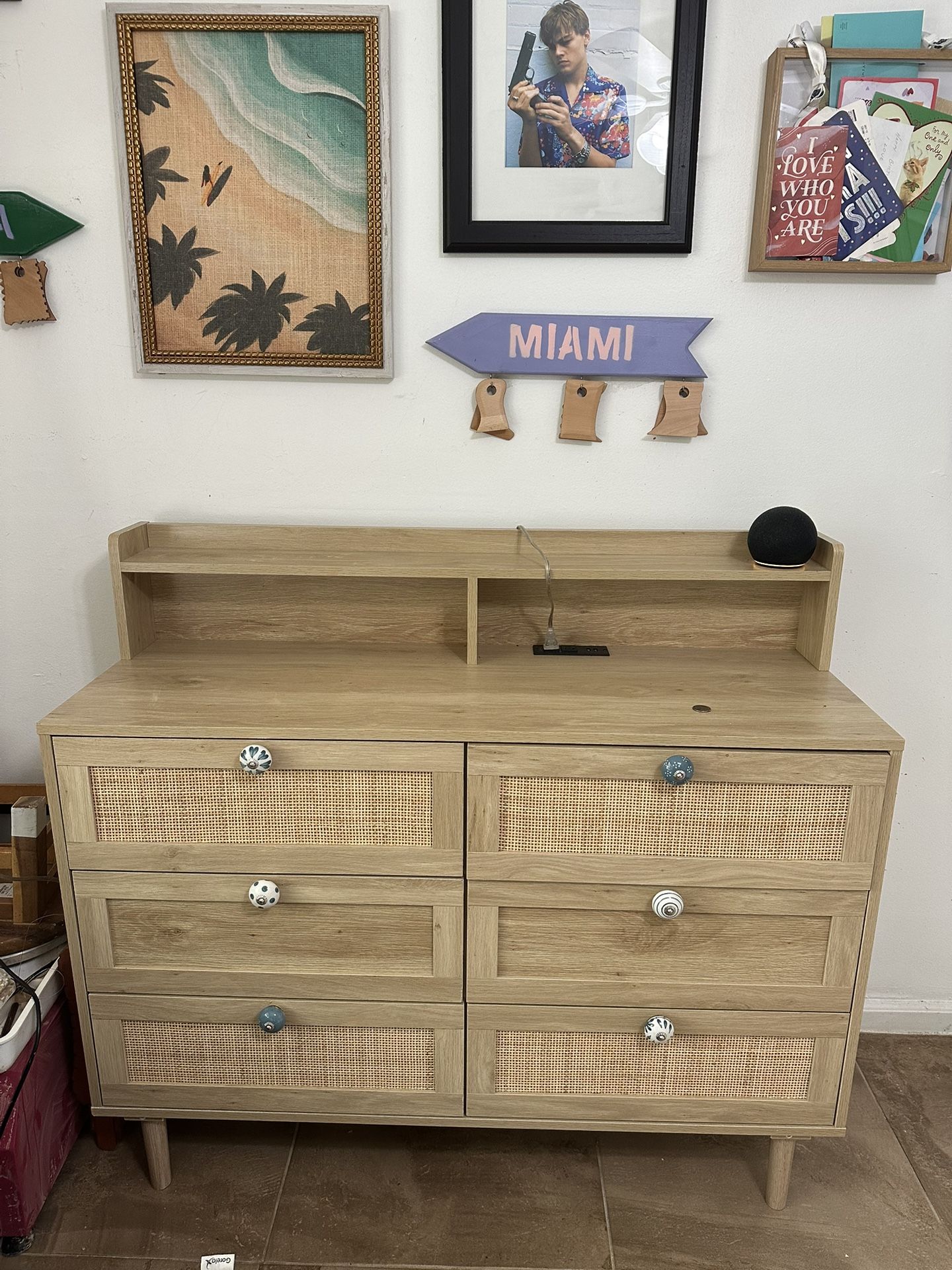 Modern Rattan Dresser with Unique Knobs – 6 Drawers