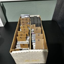 💥BIG NFL CARD LOT💥 1990’s to Present. Rookies, Refractors, Base, Numbered, Grades Slabs