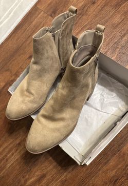 Women’s Suede Calvin Klein Boots