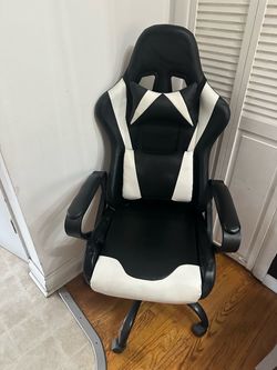 Gaming chair