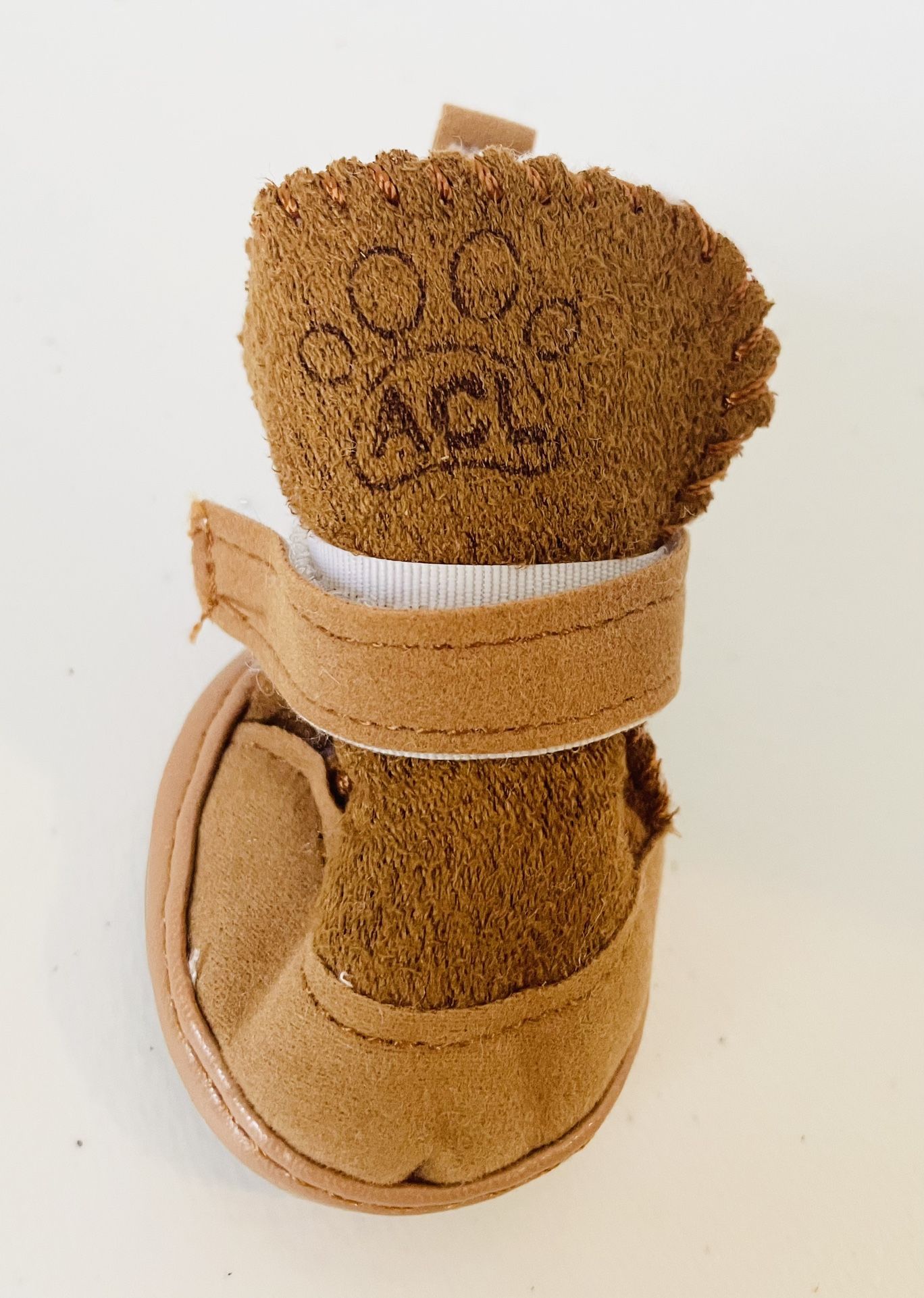 ACL Size 4 Dog Boots In Brown With Latch And Hook Closure NEW!! NIB