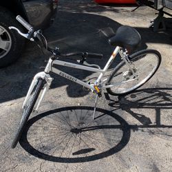 80’s Peugeot Manhattan Cruiser Bicycle (restored)