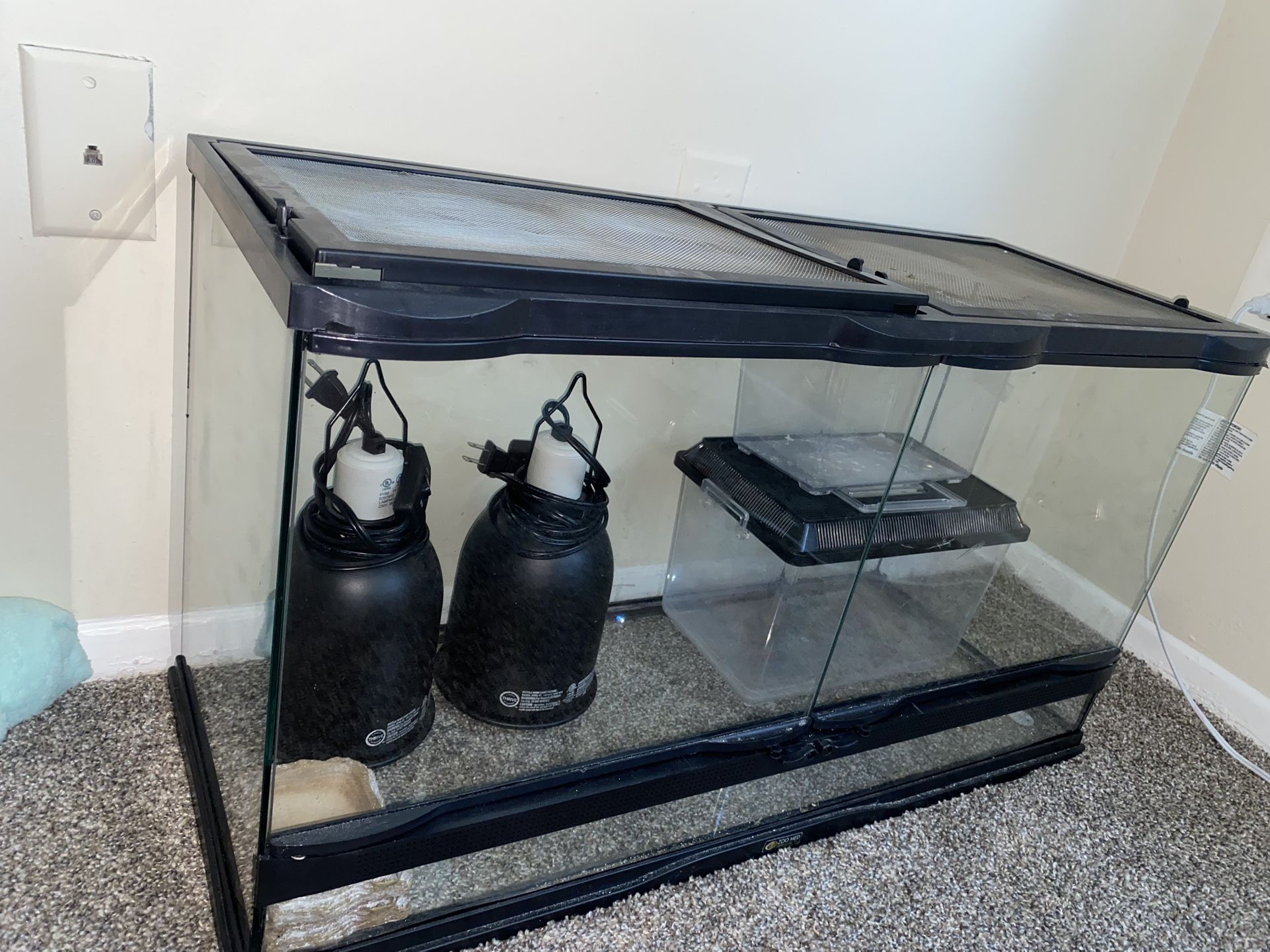 30 Gallon Reptile tank