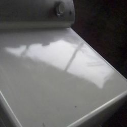 Maytag Electric Front Load Dryer
