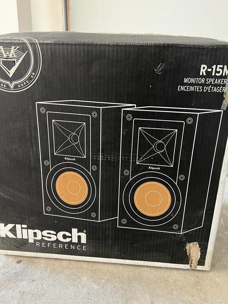 Klipsch R-15M Speakers