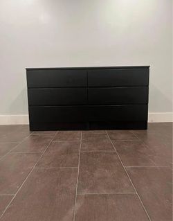 Dresser *** Brand New