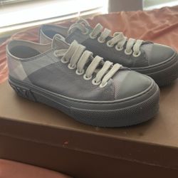 Burberry Shoes