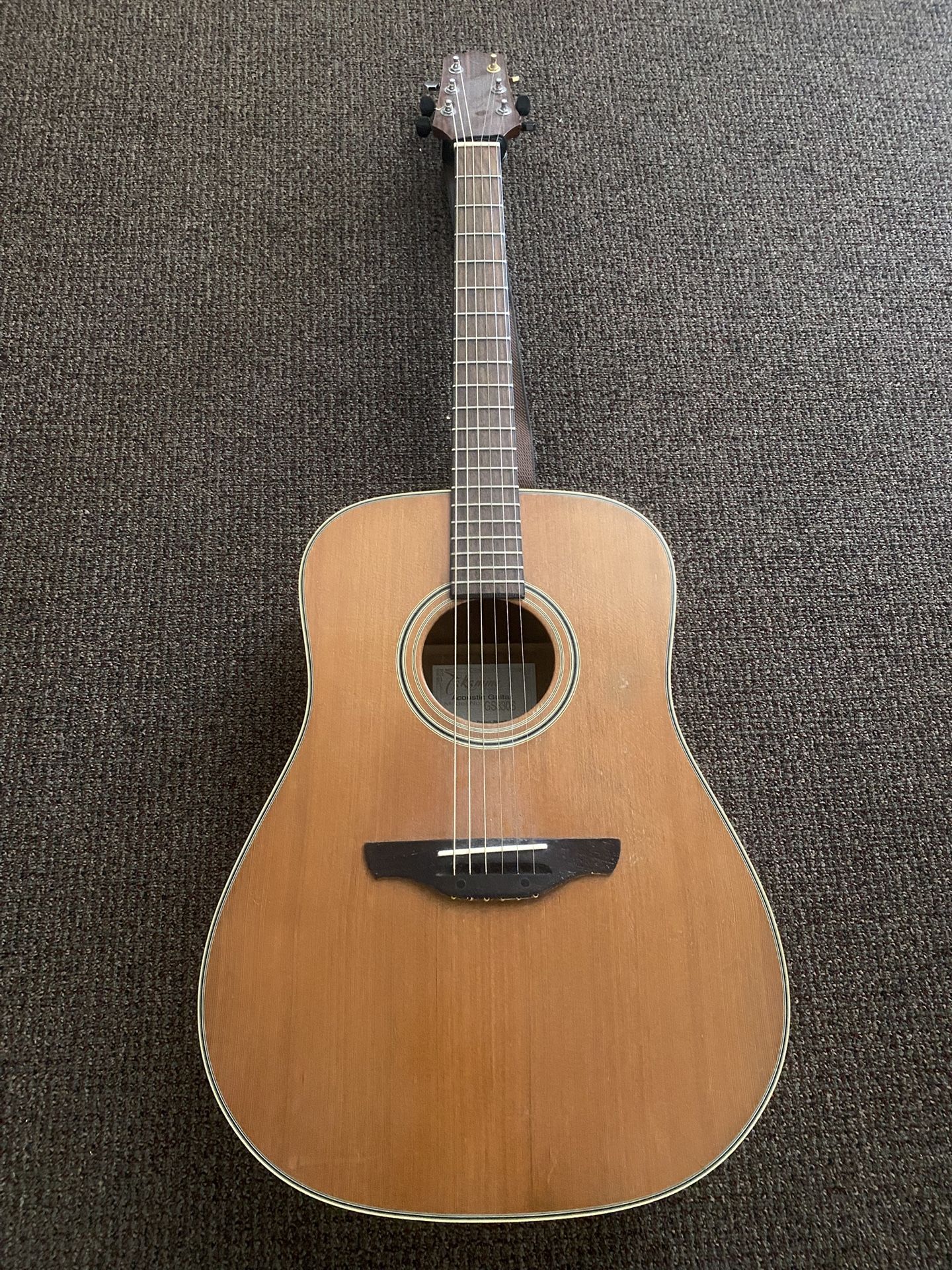 Takamine Guitar (Small Crack)