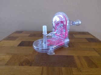 Manual Crank Type Apple Skin Peeler