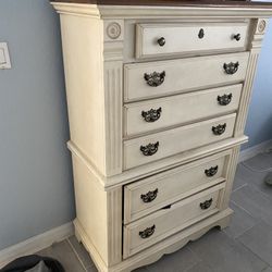 Bed Room Set 